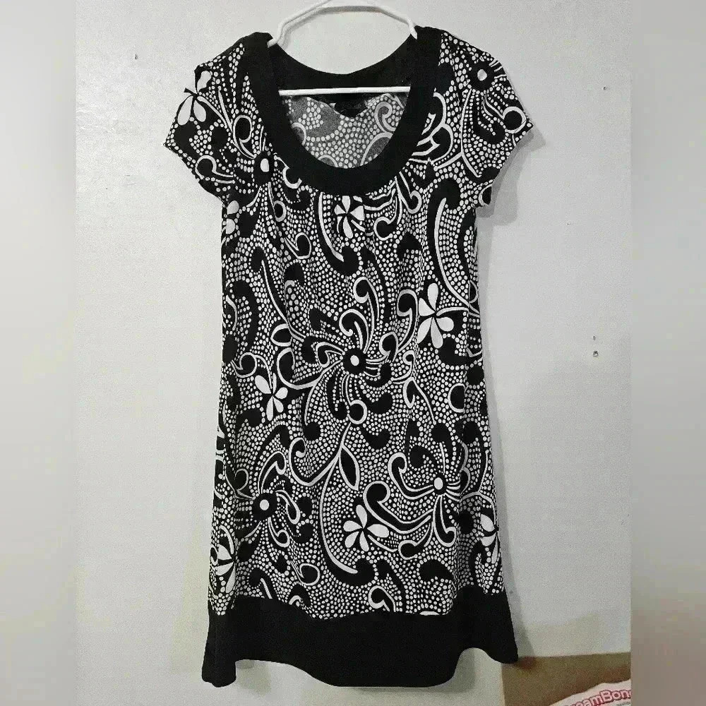 Connected apparel midi dress!